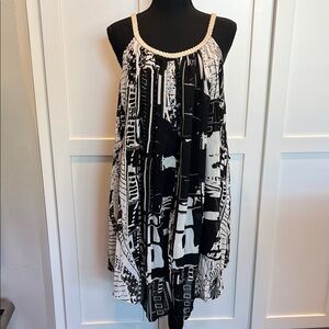 Chic Monochrome Midi Dress with Gold Rope Straps L